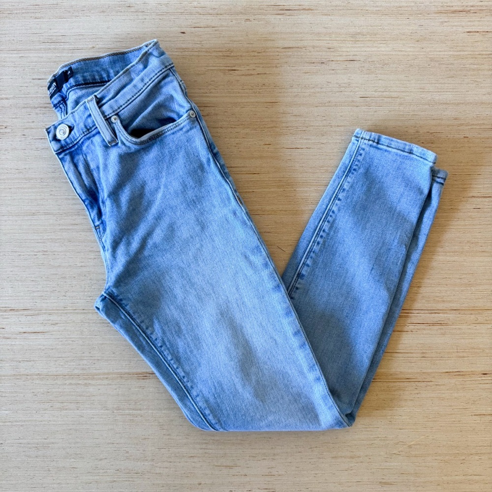Hudson Women's Light Blue Skinny Jeans Size 25